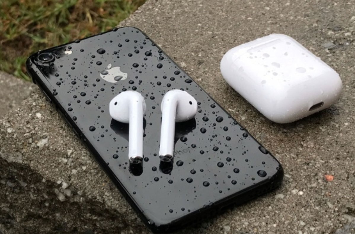 airpods-iphone
